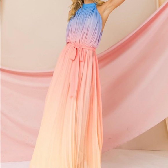 Maxi dress - Picture 2 of 3